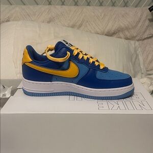 Nike Women’s Brand New Never Worn